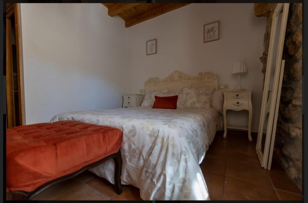 Hotel Rural En Las Cascadas De Tobera Exteriér fotografie