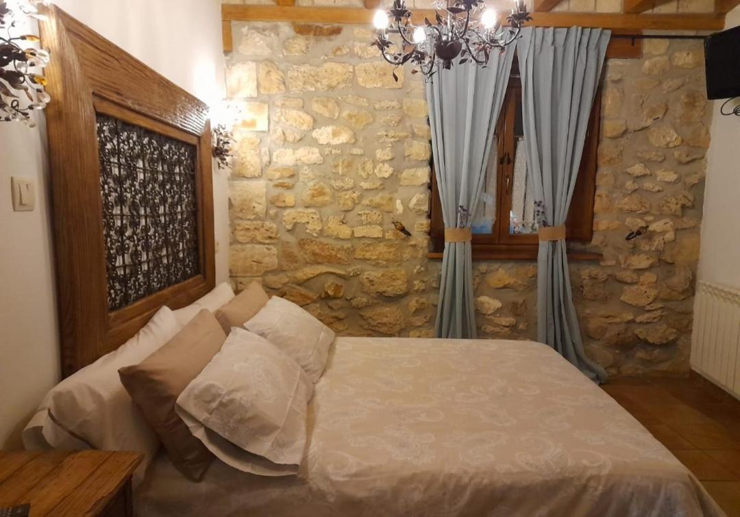 Hotel Rural En Las Cascadas De Tobera Exteriér fotografie