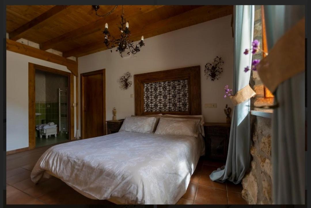 Hotel Rural En Las Cascadas De Tobera Exteriér fotografie
